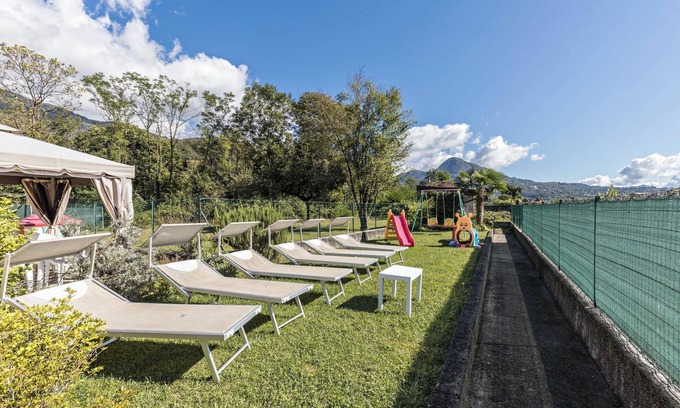 San Martino House | Beautiful "Casa Vacanza Elena" with Mountain View, Garden, Balcony and Wi-Fi