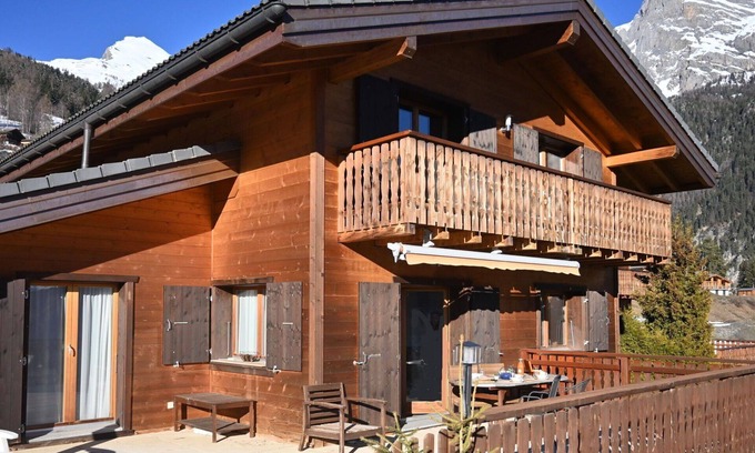 Chamoson House | Beautiful private villa for 8 people with WIFI, TV, terrace, pets allowed and parking