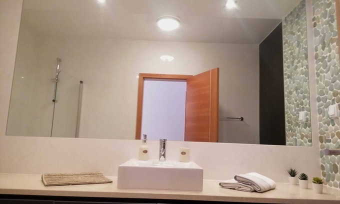 Praia da Luz Resort | Beautiful comfortable apartment 5 minutes from Praia da Luz with swimming pools, bar, tennis