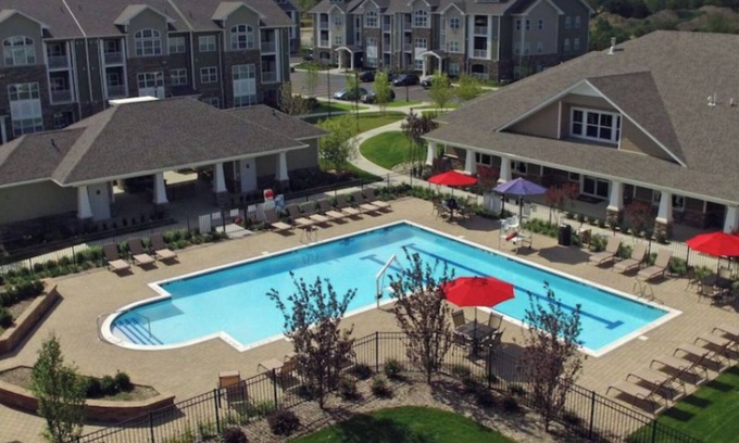 Yaphank Apartment | Beautiful & Convenient B&B Location with Airport Pick up & Drop Off!.