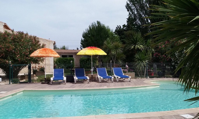 Costieres Cottage | beautiful countryside cottage with pool on the outskirts of Nimes