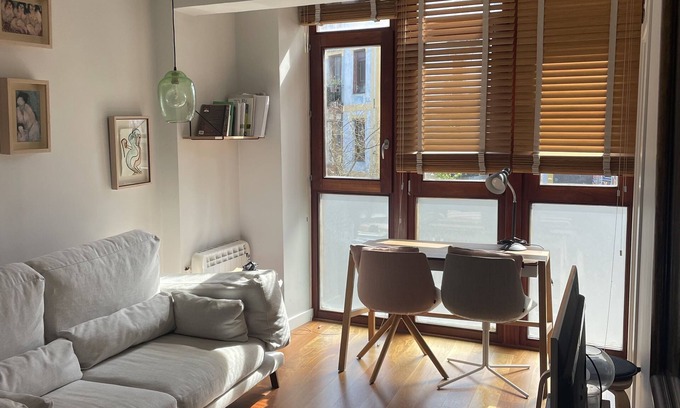 Bilbao Old Town Apartment | Beautiful Cozy Apartment in old Town
