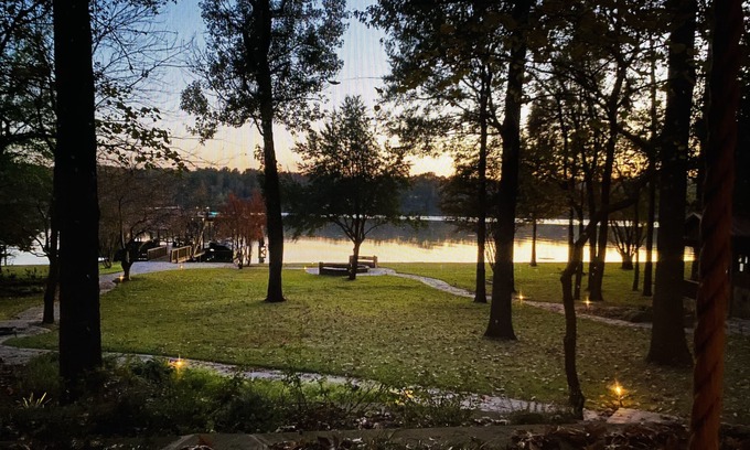 Whispering Hills Cabin | Beautiful, cozy lakehouse w/guesthouse, amazing outdoor living & boathouse!