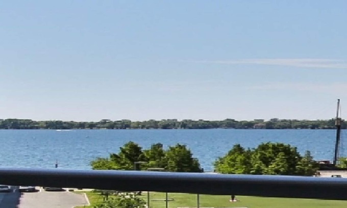Central Waterfront Condo | Beautiful Downtown Toronto Waterfront Condo