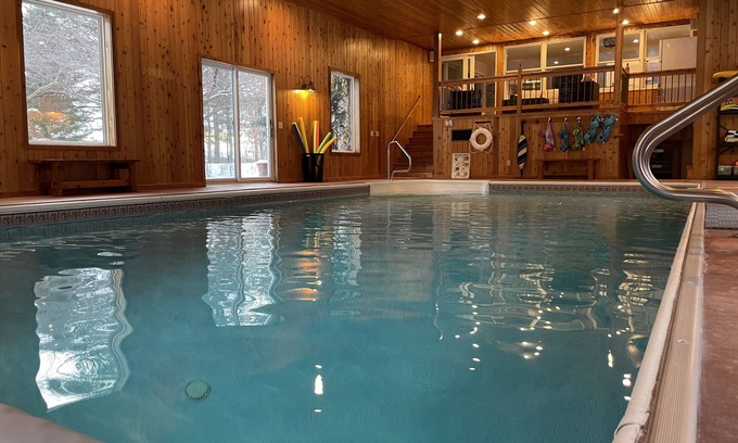 Somerset House | Beautiful Farmhouse Style Country Home with Indoor Pool!