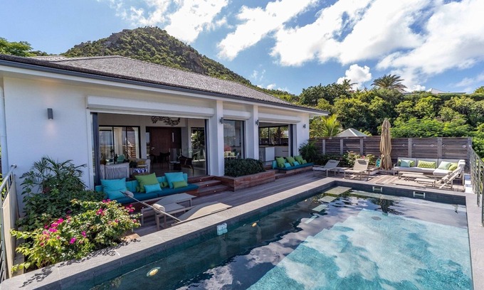 Vitet Villa | Beautiful Feyrouz Luxury villa