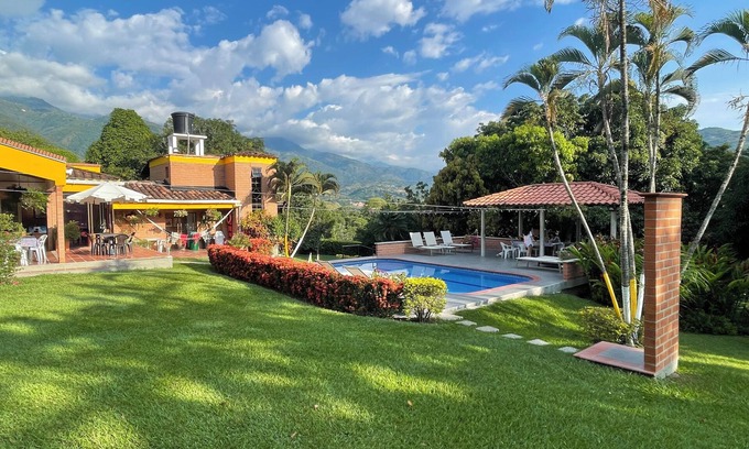 San Jeronimo Villa | Beautiful Finca (Villa) en San Jeronimo, Antioquia, 40 min from Medellin