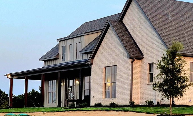 Dennis House | Beautiful Hillside Home Overlooking Dove Ridge Vineyard