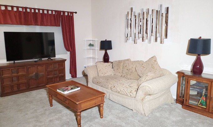 San Jacinto House | Beautiful home 5 min from Saboba Casino and Golf Course