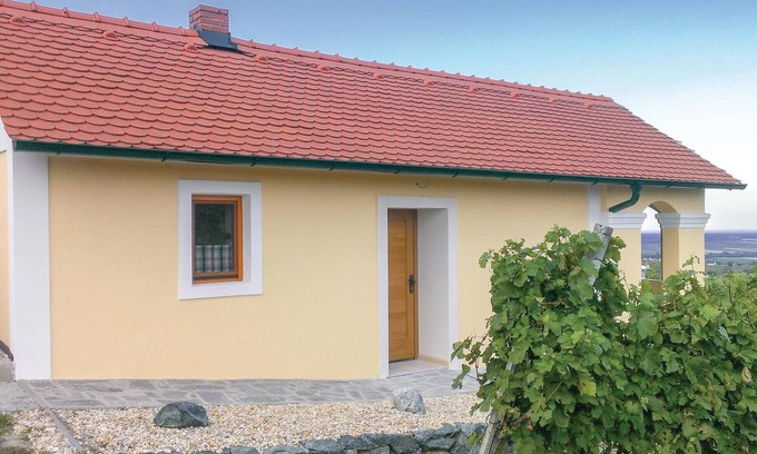 Deutsch Schuetzen-Eisenberg House | Beautiful home in Deutsch-Schützen