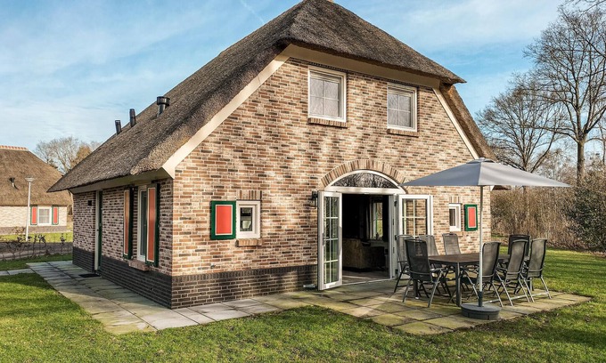 Linde House | Beautiful home in Den Ham with kitchen