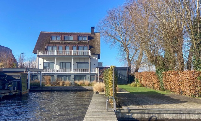 Loosdrecht House | Beautiful home in Loosdrecht with WiFi