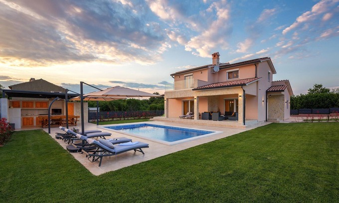 Nedescina House | Beautiful home in Nedescina