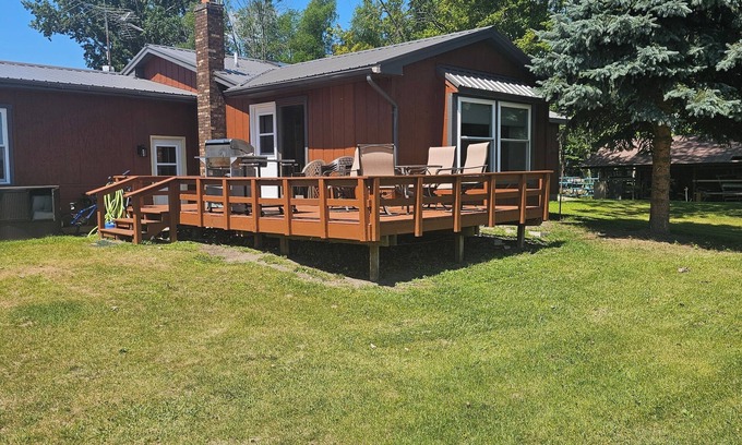 Au Gres House | BEAUTIFUL HOME ON SAGINAW BAY