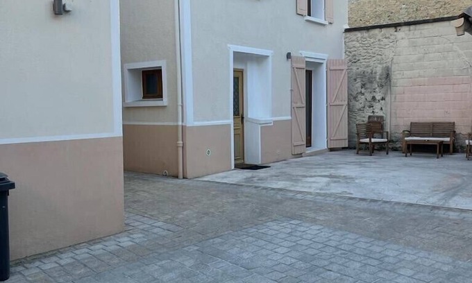 Centre Cabin | BEAUTIFUL HOUSE 11 MM FROM THE CHAMPS ELYSEES