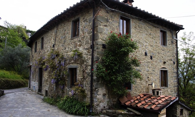 Granaiola House | Beautiful House in the hills near Lucca - Pet Friendly -