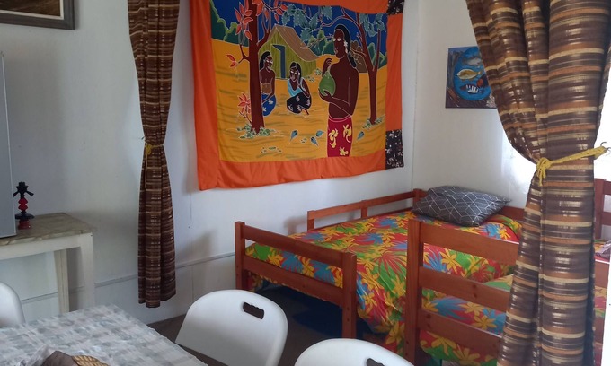 Hanga Roa House | Beautiful House Nuas Milagrosa with garden