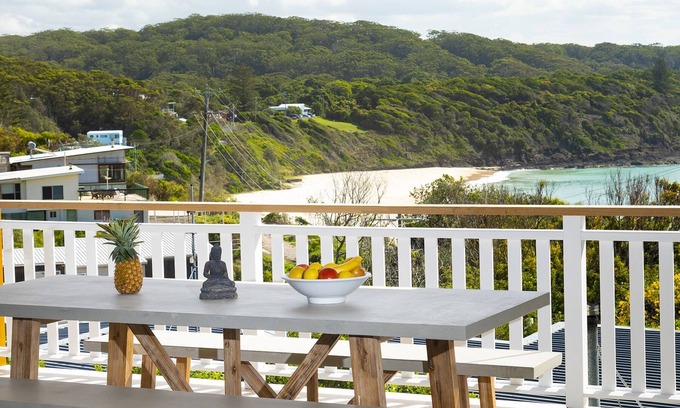 Seal Rocks House | Beautiful house with great views