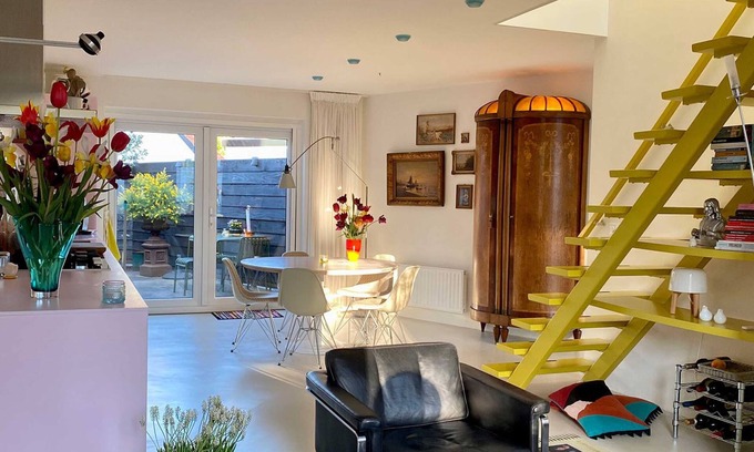 Kortgene House | Beautiful house with luxury design furnishings in Kortgene.