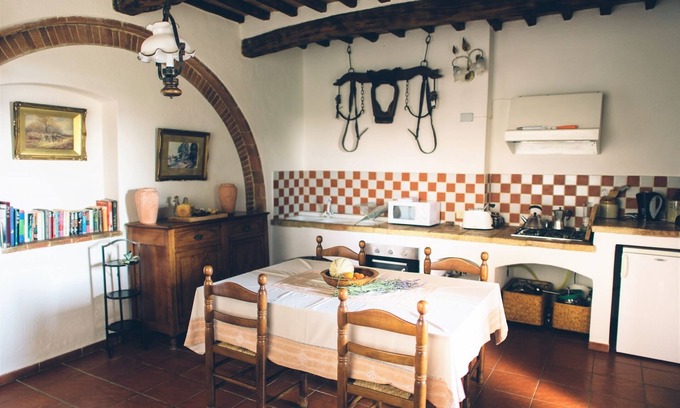 Barberino Val d'Elsa Apartment | Beautiful apartment in Chianti on organic farm with pool and 360° sunset views