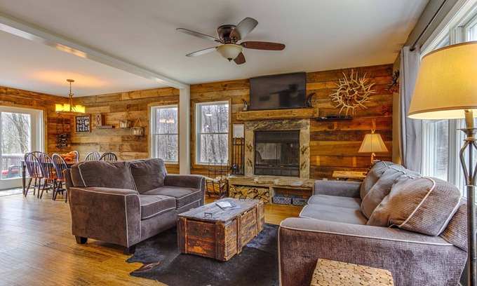 Pittsfield House | Beautiful Killington VT Ski & Mountain Bike 5 Season House