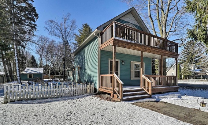 Lexington Cottage | Beautiful Lake house is waiting!