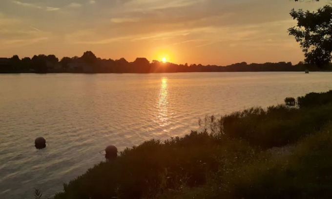 Lee's Summit House | Beautiful Lake View! Spacious3/2 Monthly Special!