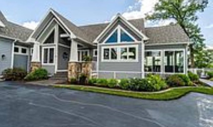 Frazee House | Beautiful Lakefront Home in West Central MN, Sleeps 14, Pool