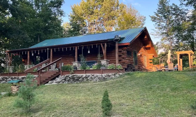 Branch Cabin | Beautiful Log Cabin 11ac. 4 br. 2.5 ba. on snowmobile trails in Manistee forest.