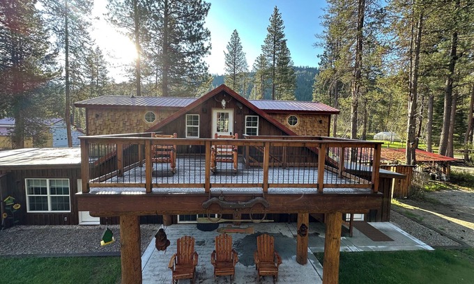 Darby Apartment | Beautiful Luxury Bunkhouse Apartment