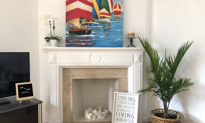 Marina District House | Beautiful Marina Home - 2Bed 2Bath - 1 block from Marina Blvd!