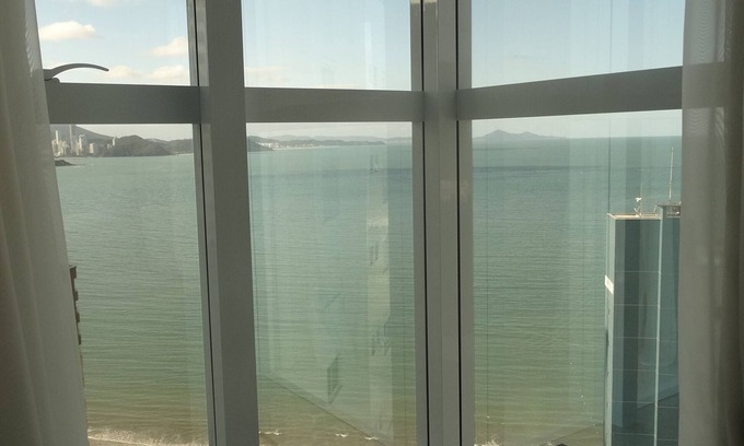 Centro Apartment | Beautiful New and Modern Apartment, Quadra Mar