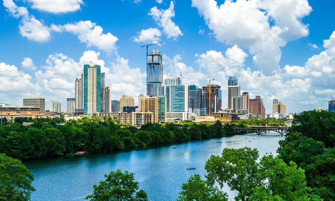 Rosewood House | BEAUTIFUL *New Property* just 1 mile from downtown Austin