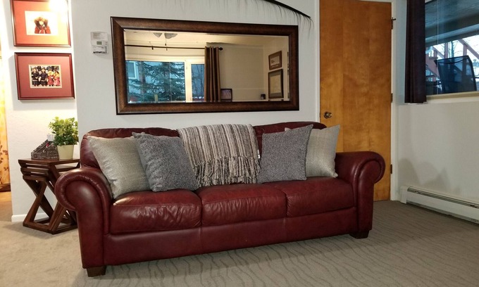 Eagle River Apartment | Beautiful one bedroom Apt, Fully Furnished With Private Entrance.Ground floor .