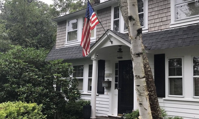 Osterville House | Beautiful Osterville Home central to everything!