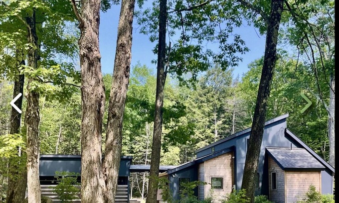 Monterey House | Beautiful, peaceful modern home in a wooded area with town beach lake access