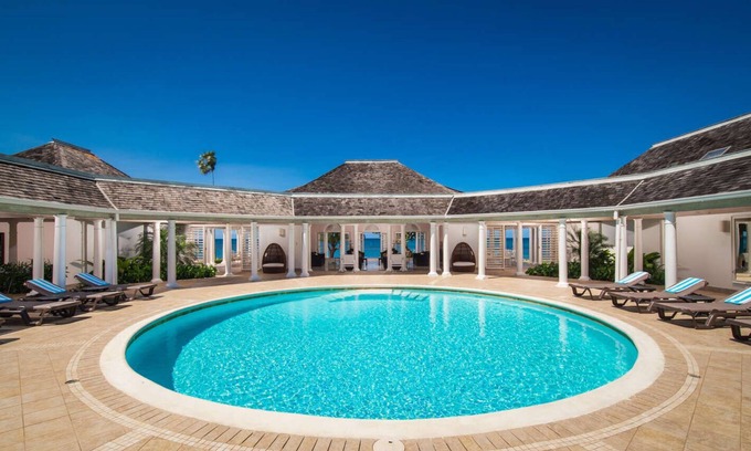 Tryall Villa | Beautiful Phoenix Luxury villa