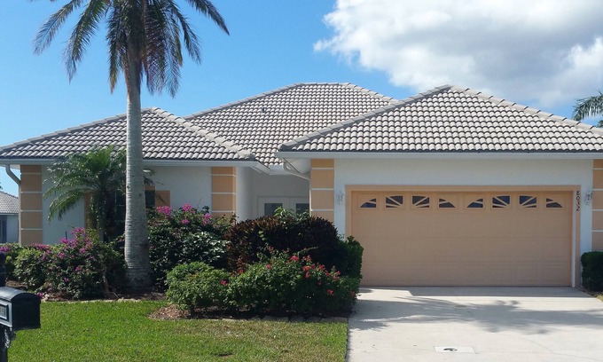 Falcons Glen House | Beautiful Pool Home in Lely Resort - Rated Exceptional!
