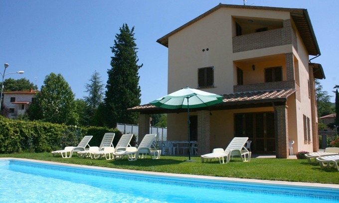 Lucignano Villa | Beautiful private villa for 12 guests with WIFI, private pool, TV, balcony and parking