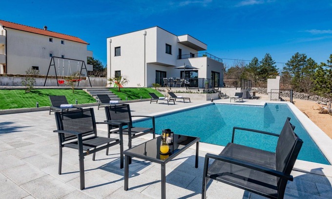 Kamenmost Villa | Beautiful private villa with A/C, private pool, WIFI, TV, terrace, panoramic view and parking