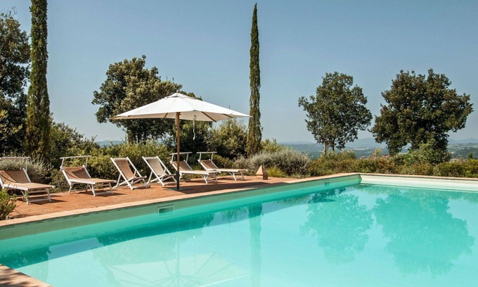 Camigliano Villa | Beautiful private villa for 12 guests with private pool, A/C, WIFI, TV, panoramic view and parking