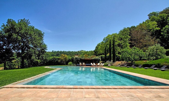 Barberino Val d'Elsa Villa | Beautiful private villa with hot tub, private pool, A/C, WIFI, TV, patio, close to San Gimignano