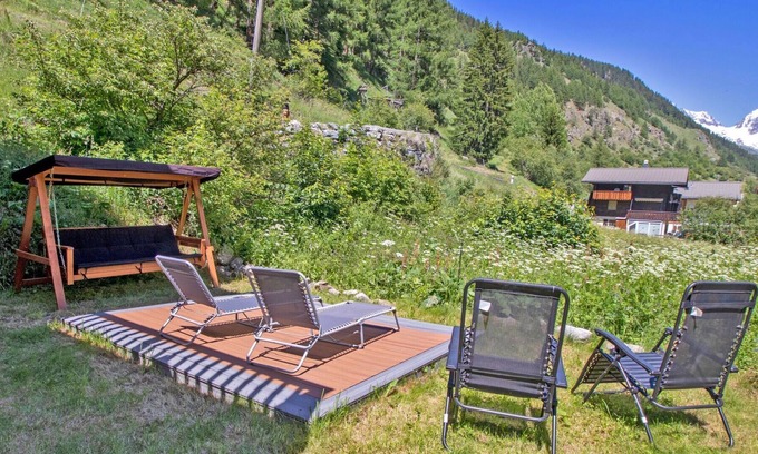 Blatten House | Beautiful private villa for 10 guests with WIFI, TV, patio and panoramic view