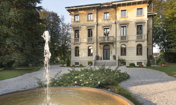 Saonara Villa | Beautiful private villa for 17 people with A/C, WIFI, TV, terrace and parking, close to Padua