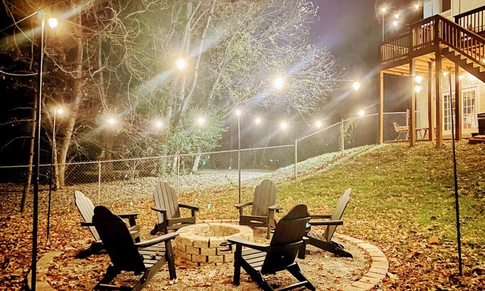 Prospect House | Beautiful Private Villa, Hot Tub near the Ohio River, Derby 2023, Bourbon Trail