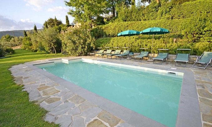 Cortona Villa | Beautiful private villa for 12 people with private pool, WIFI, TV, patio, panoramic view and par.