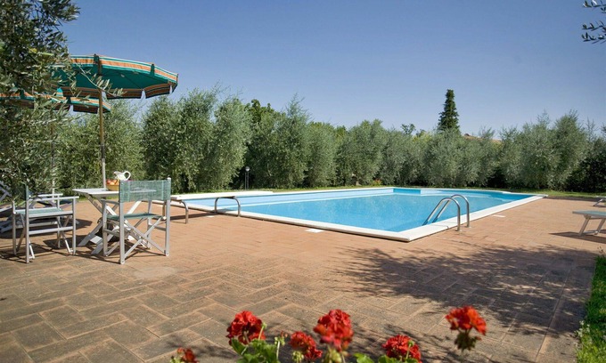 Palaia Villa | Beautiful private villa for 8 people with private pool, WIFI, TV, patio and parking