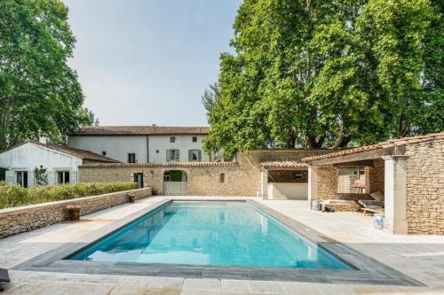 Le Thor House | Beautiful Provencal Mas with swimming pool
