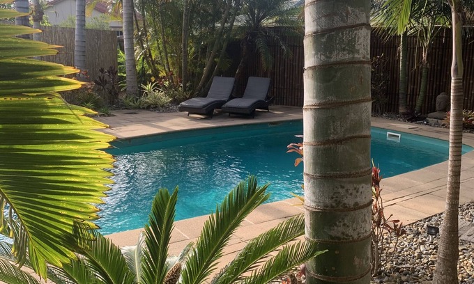Yamba Apartment | Beautiful quiet location in YAMBA with water views.