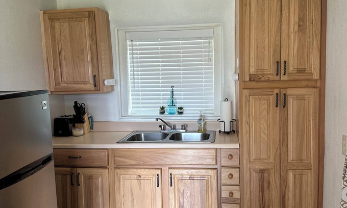 Espanola Apartment | Beautiful remodeled 1 br 1 ba casita in the south side of Espanola.